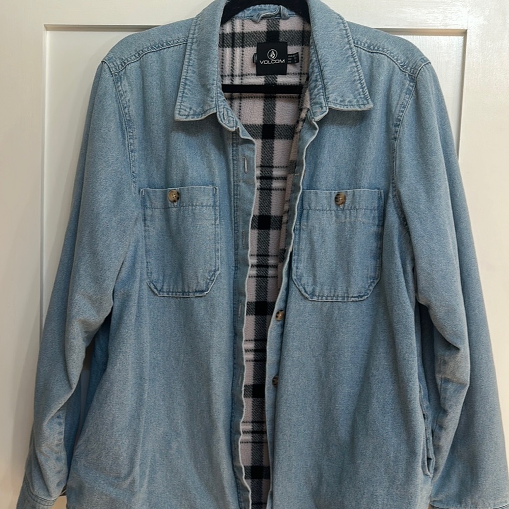 Volcom Blue Lightweight Shirt Jacket with Plaid Lining